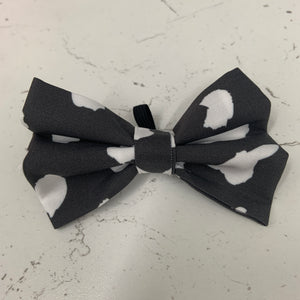 Curly Wurly - Grey Animal Print Bow Tie