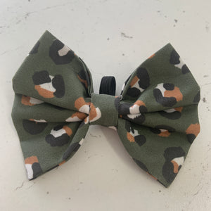 Rainbow Drops - Khaki Leopard Print Bow Tie